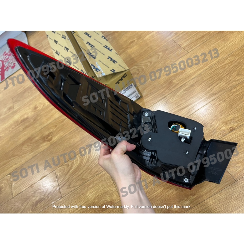 Đèn hậu Toyota Vios có LED