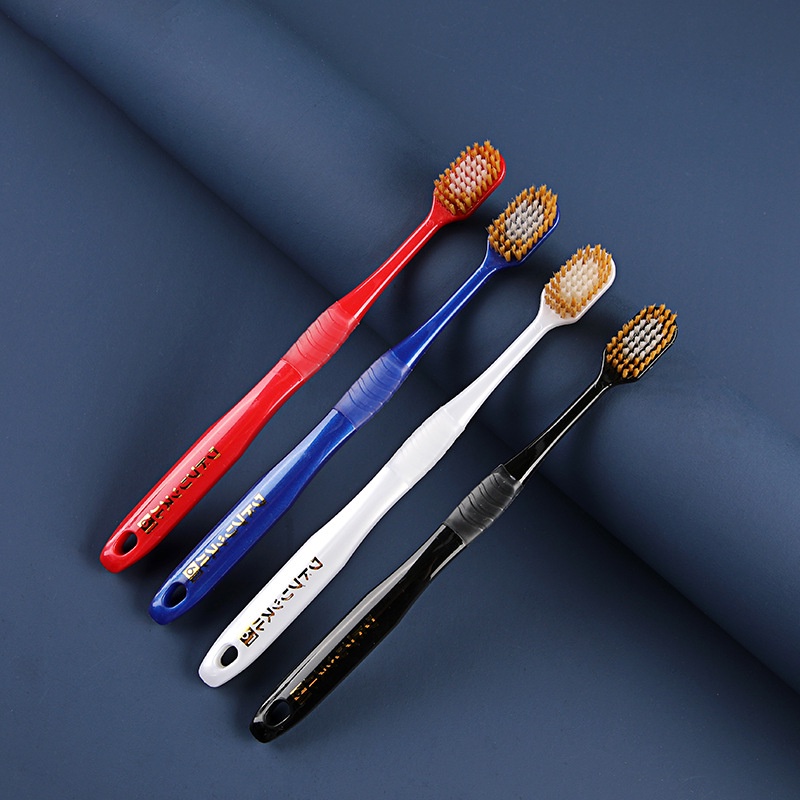 Set 4 Bàn Chải Đánh Răng Lông Mềm Cho Gia Đình