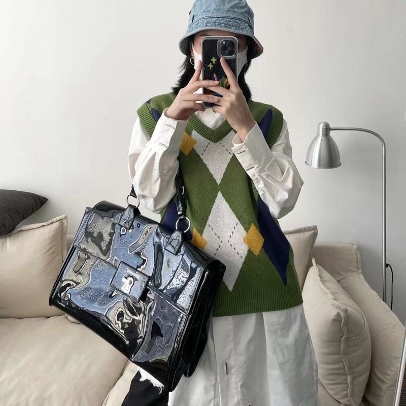 Túi xách đeo chéo da bóng cỡ lớn