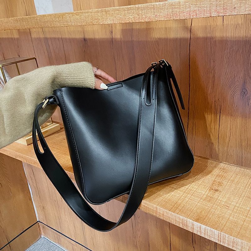 Túi đeo chéo màu trơn đơn giản thời trang cao cấp