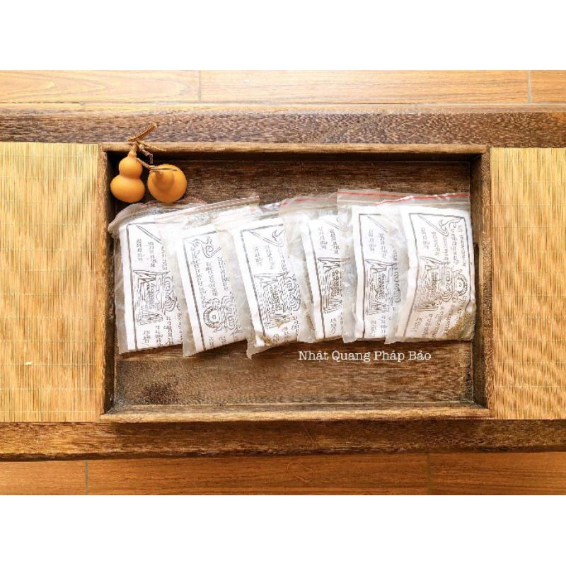 Cỏ Thần Tây Tạng