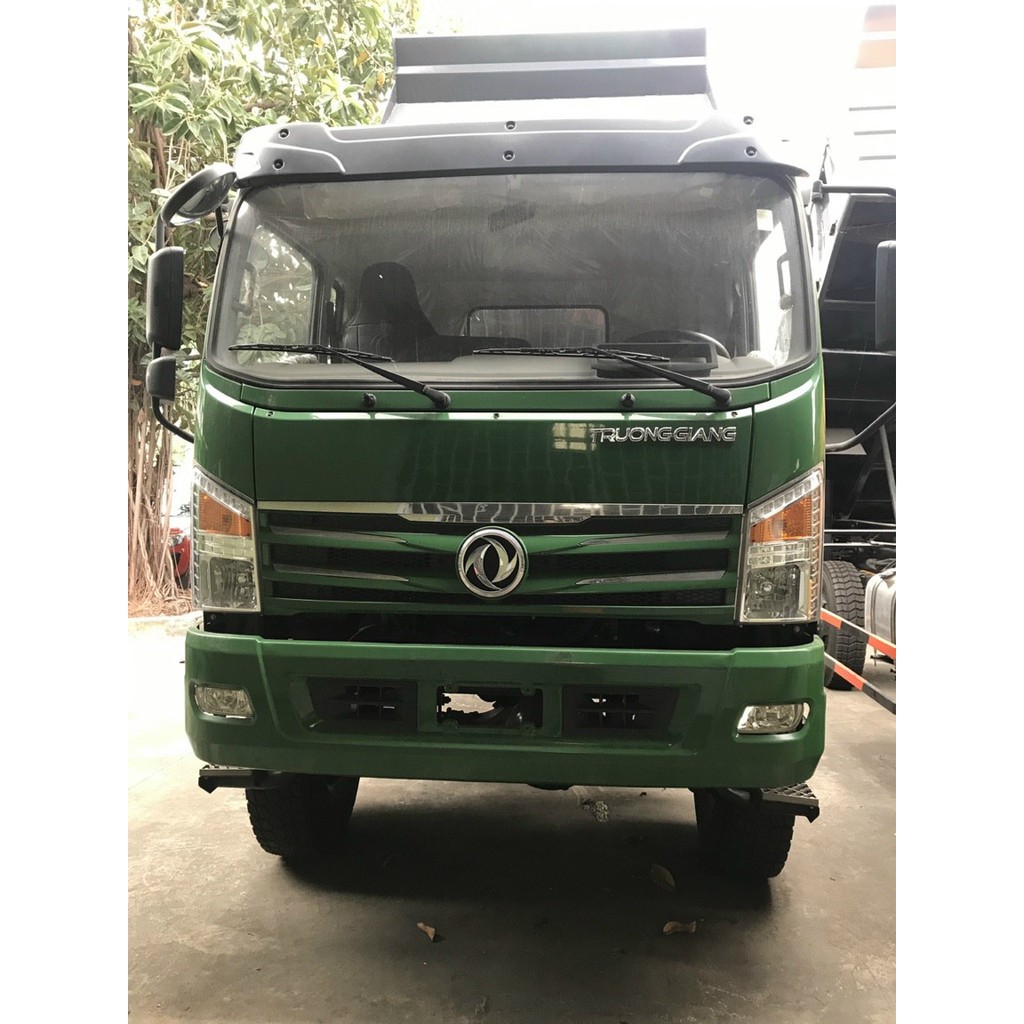 Che Nắng Trước Cabin xe Trường Giang 9.2 tấn .