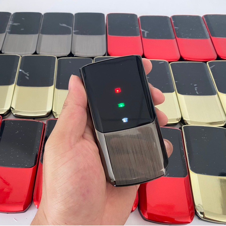 Điện Thoại Độc NK2720 Nắp Gập Màn Hình 2.4inch Cảm ứng Thay Đổi Giọng Nói Nghe FM không Cần Tai Nghe | BigBuy360 - bigbuy360.vn