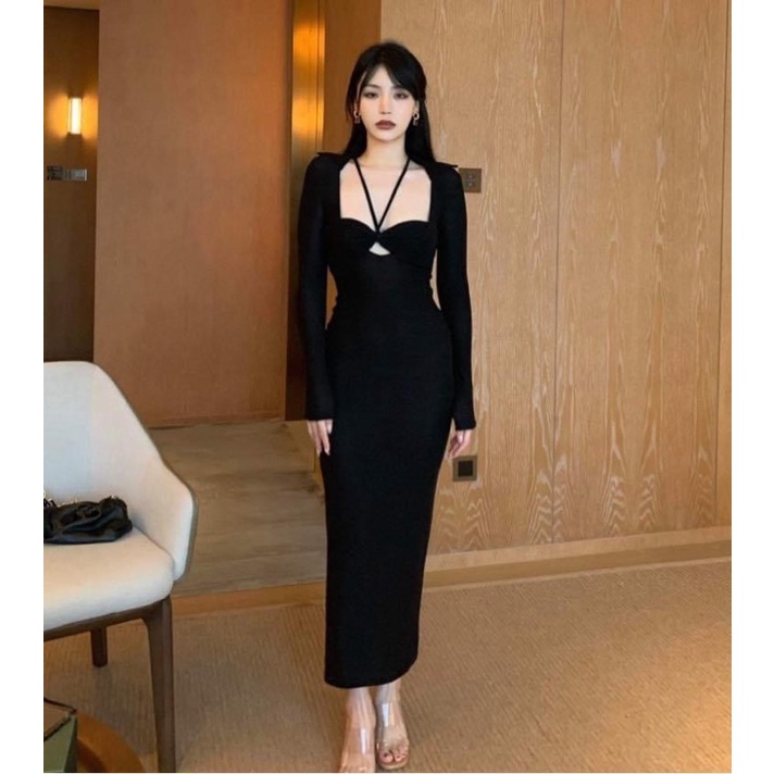 Đầm Tay Dài Cổ Yếm