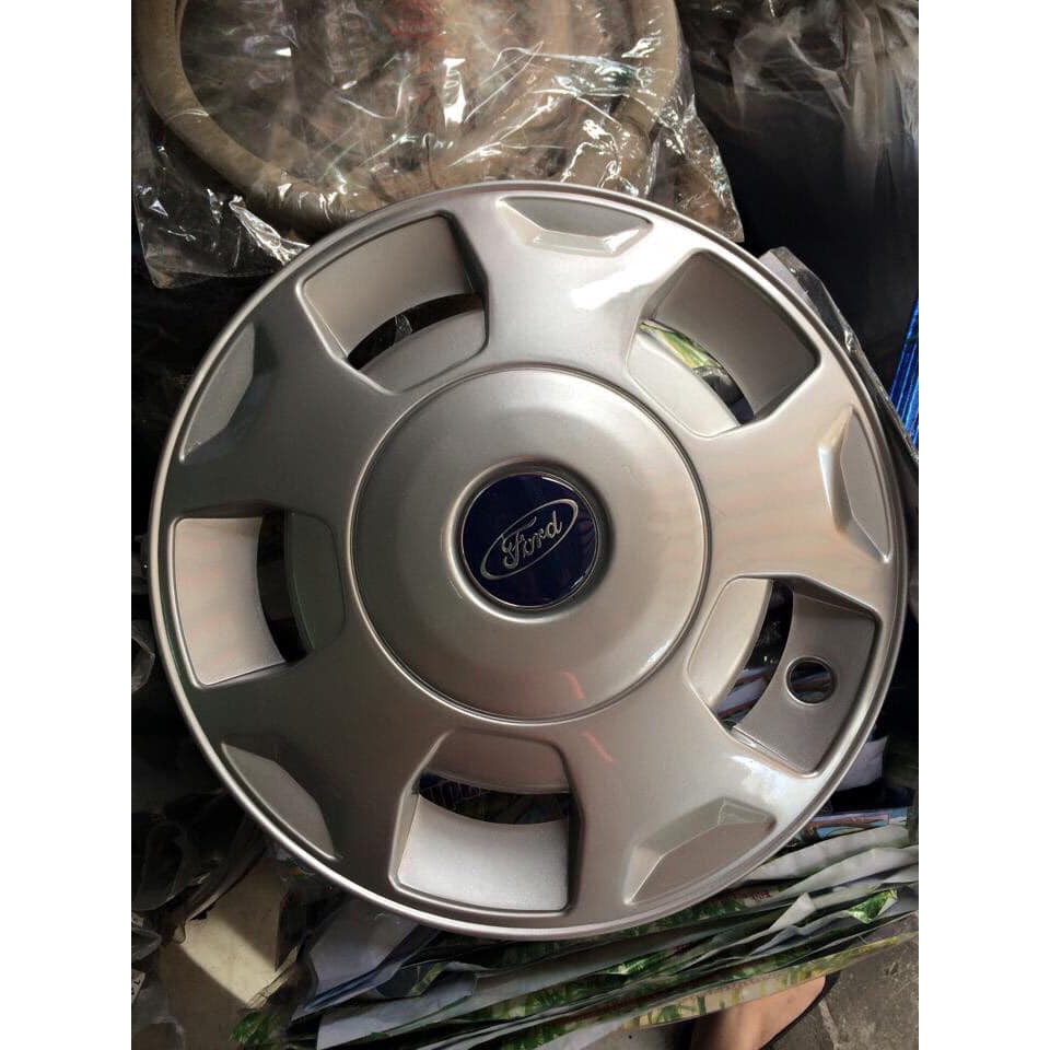 Ốp Mâm Lazang Cho Xe Ford Transit, Ford Mondeo - Thiết Kế 16inch Màu Bạc