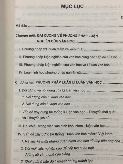 Sách - Phương pháp luận nghiên cứu Văn học