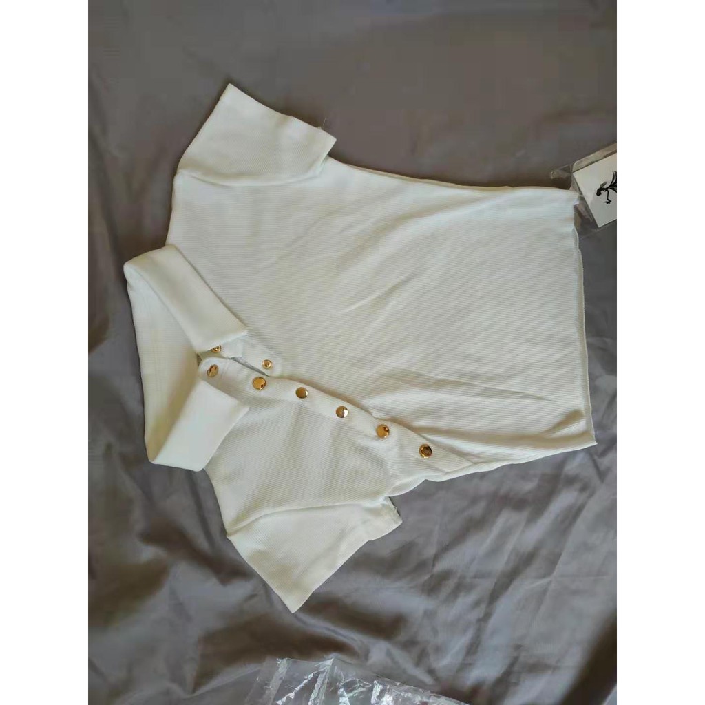 Áo thun gân croptop body dáng polo hàng khuy chéo Jennie trẻ trung năng động | BigBuy360 - bigbuy360.vn
