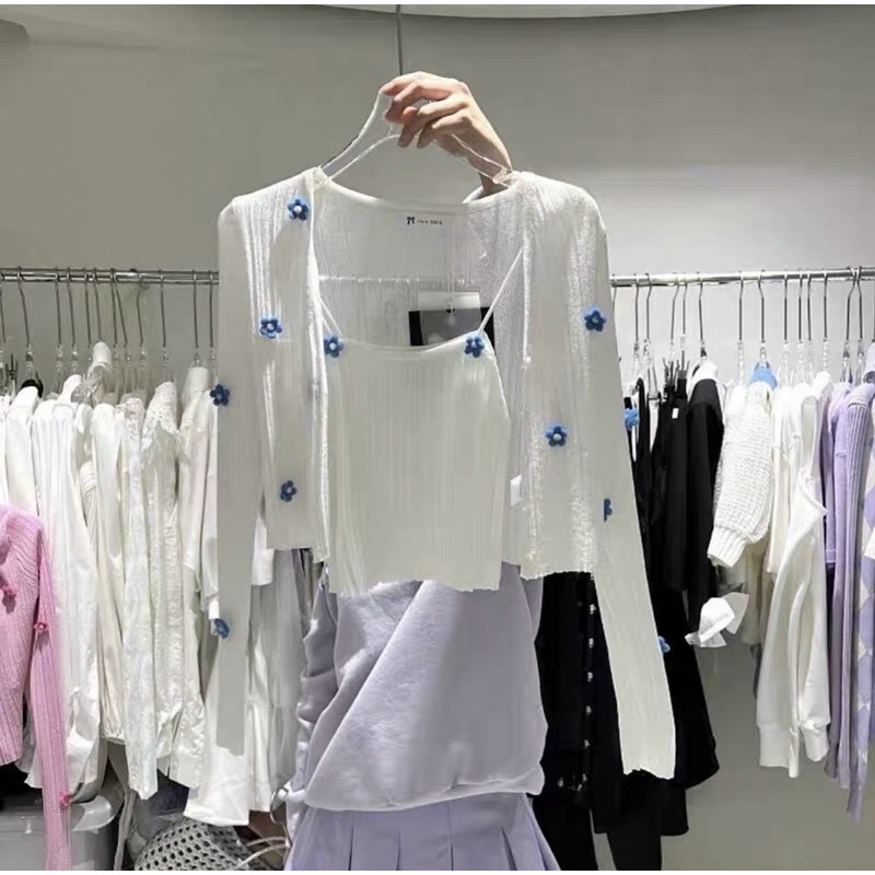 Set áo cặp len hai chi tiết gồm áo hai dây mix cùng cadigan len hoa thêu nổi vintage siêu xinh