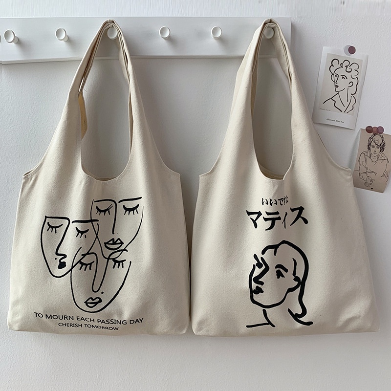 Túi xách nữ đeo chéo vải canvas liền thân in hoạ tiết ngộ nghĩnh Superbag668 282