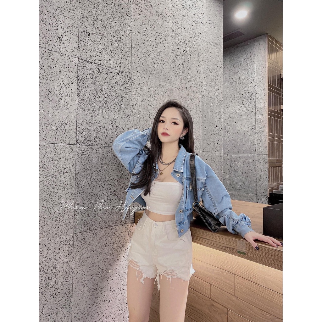 Áo khoác jean 2 túi ngực không thể thiếu trong tủ đồ của chị em Shop Huyền Bé Ảnh Thật Tự Chụp