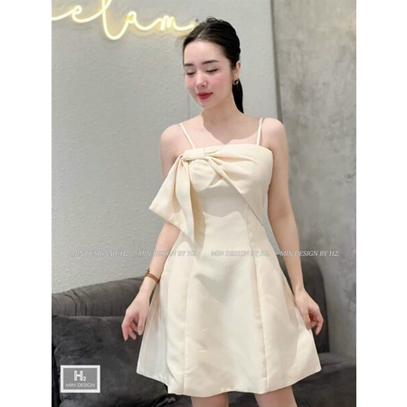 Đầm tiểu thư dáng dài dự tiệc, đầm 2 dây hở lưng phối nơ ngực có mút tôn dáng chuẩn