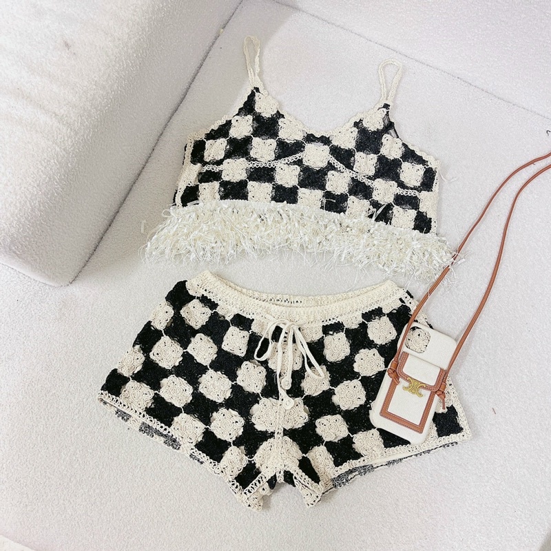 Set áo quần ren caro thêu đi biển hàng đẹp