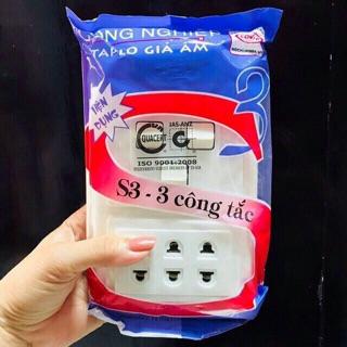 Taplo giả âm tường - conip 3 công tắc