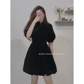 ẢNH TỰ CHỤP Đầm xoè cổ tàu