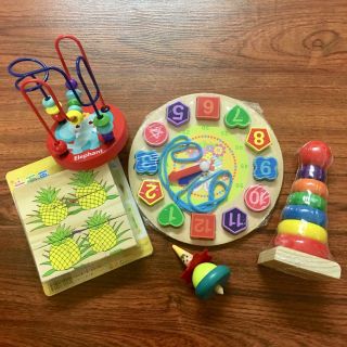 COMBO ĐỒ CHƠI THÔNG MINH - PHÁT TRIỂN TRÍ TUỆ CHO BÉ TỪ 0-3 TUỔI