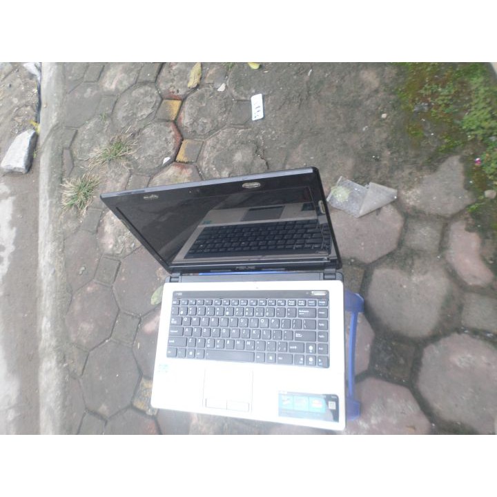  laptop Asus K43e, intel Core i5 2430M, vỏ nhôm, họa tiết 3d