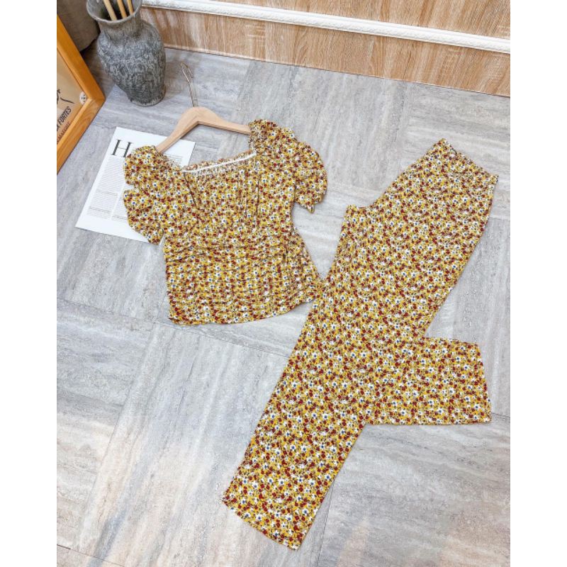 Set bộ hoa nhí dập li cổ vuông xếp li tay nhún quần ống suông nhỏ bigsize 40-72kg