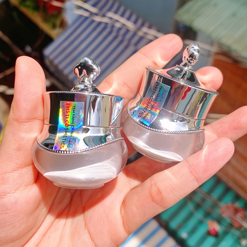 KEM FACE NHUNG PHẤN CAO CẤP - Dưỡng trắng da và makeup