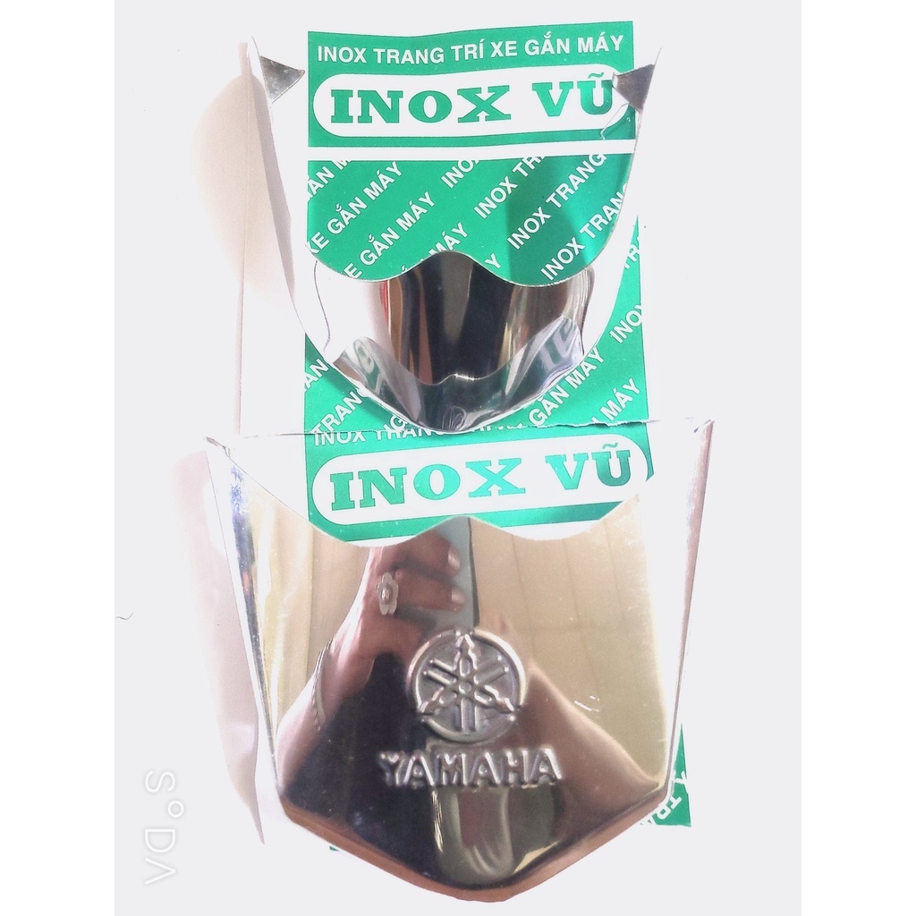Ốp dè INOX xe Luvias  + tặng kèm 1 tem logo YAMAHHA giá 1 bộ tại xưởng INOX Vũ