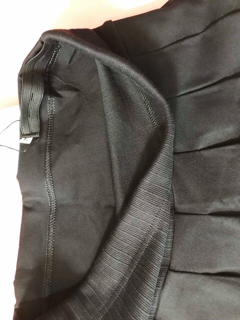 Chân váy bầu xếp ly kèm quần chất liệu umi | BigBuy360 - bigbuy360.vn