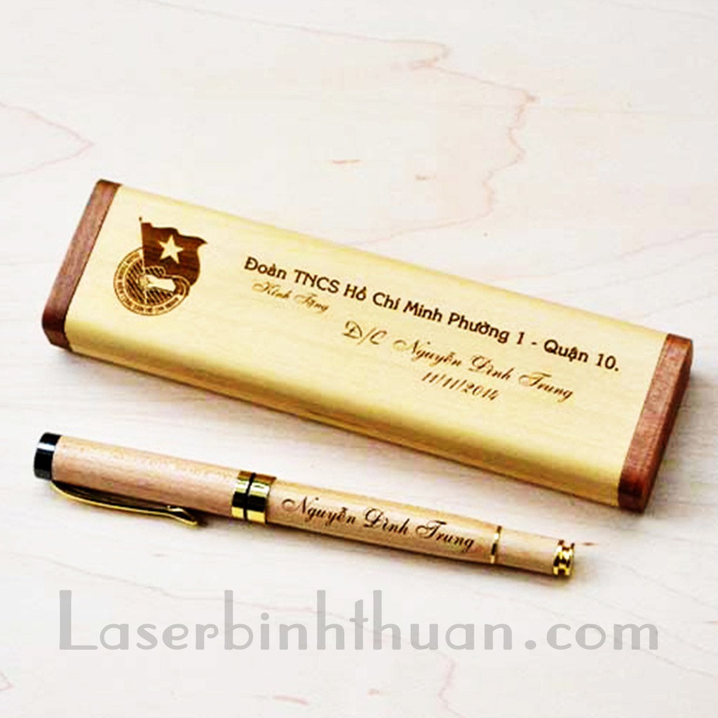 Bút gỗ khắc tên theo yêu cầu - Bút ký gỗ xoay - BG02 | LASER BÌNH THUẬN