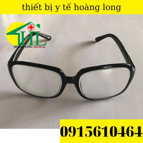 Kính mắt chì dùng cho phòng X quang