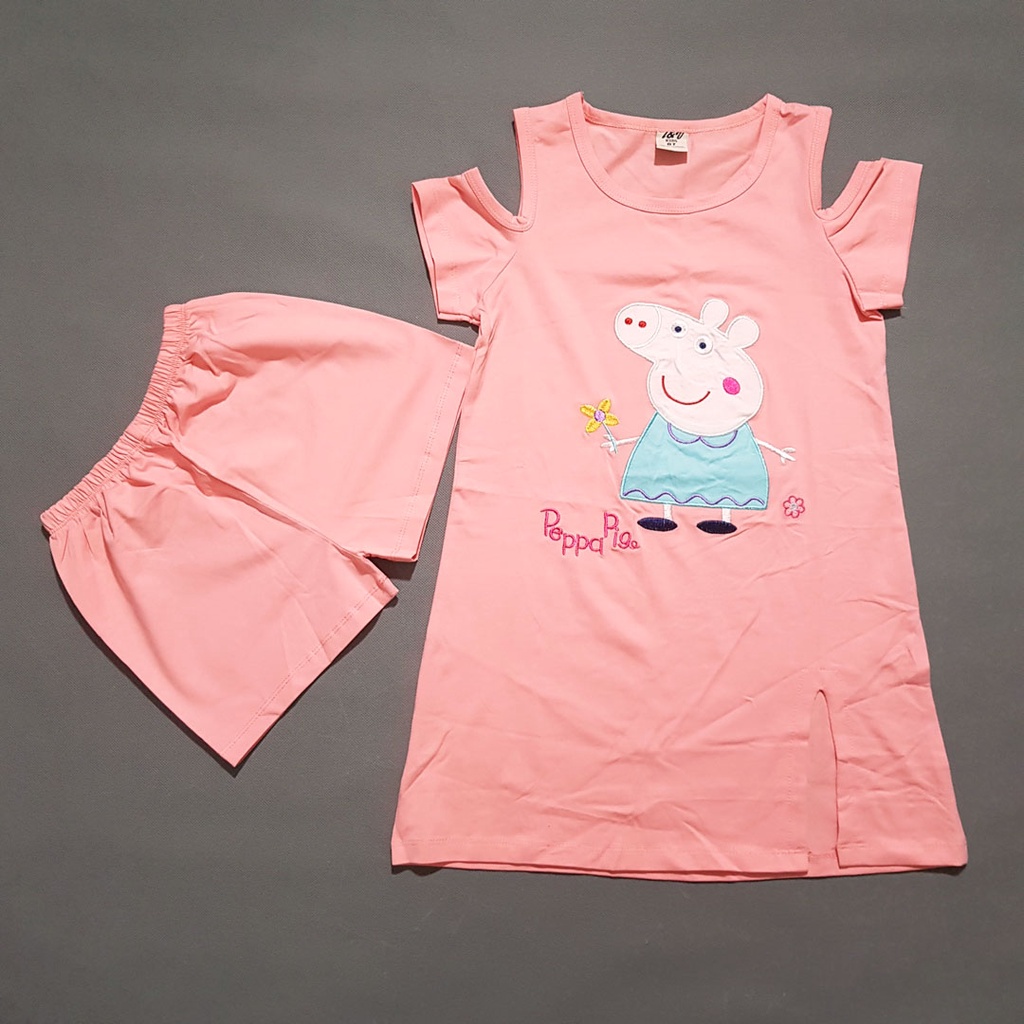 Đầm thun cotton rớt vai xẻ tà thêu heo peppa pig bé gái