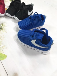 Thanh lý Giày Nike cho bé yêu