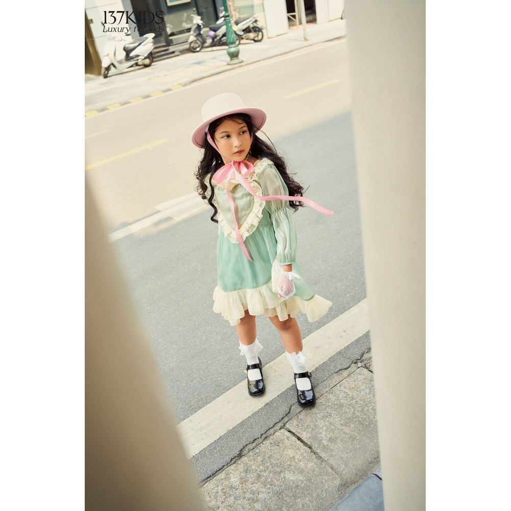 Váy công chúa Anna dài tay 137Kids thiết kế cổ bèo xinh xắn cho bé gái