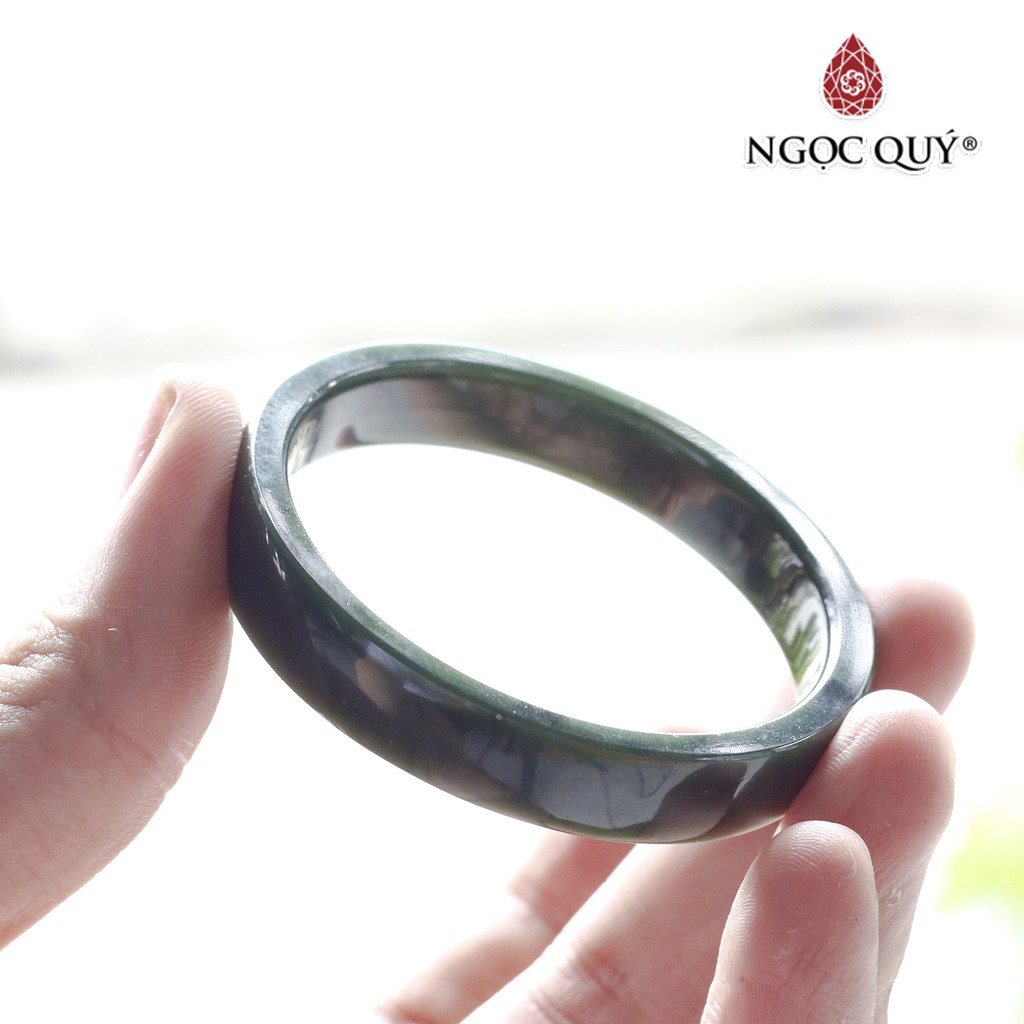Vòng tay ngọc bích liền khối bản vuông nephrite - Ngọc Quý