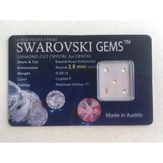Đá đính răng swaki giá rẻ vỉ 5 viên