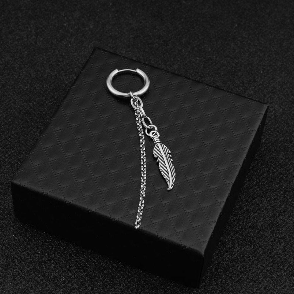 Bông Tai Tua Rua Lông Vũ Hình Thánh Giá Phong Cách Punk Đơn Giản Cho Nam