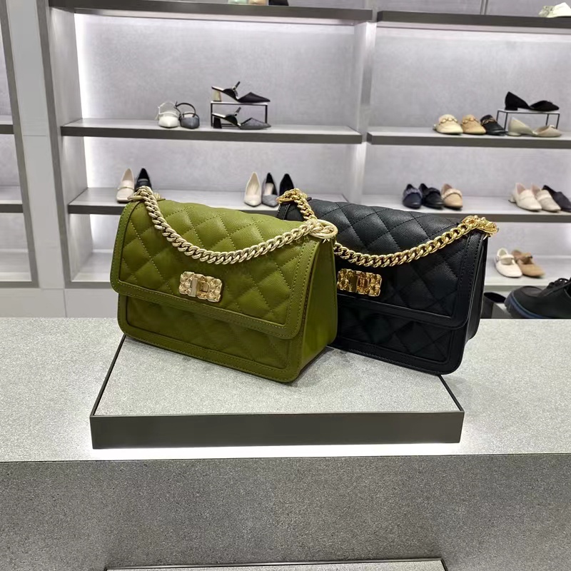 Túi Nữ CnK22 CK2-80151108 Túi Xách Đeo Vai Màu Gradient Đính Đá Phối Dây Xích Thời Trang Nữ Sành Điệu Màu