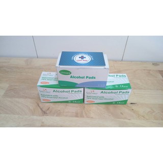 Gạc Tẩm Cồn Greetmed; Unicare (hộp 100 miếng)