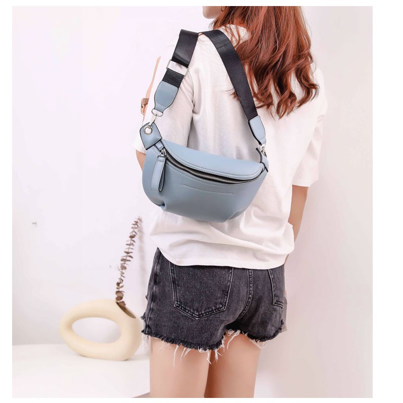 Túi đeo chéo trước ngực trẻ trung năng động da siêu mềm DC06 túi bao tử Chip Xinh Bag | BigBuy360 - bigbuy360.vn
