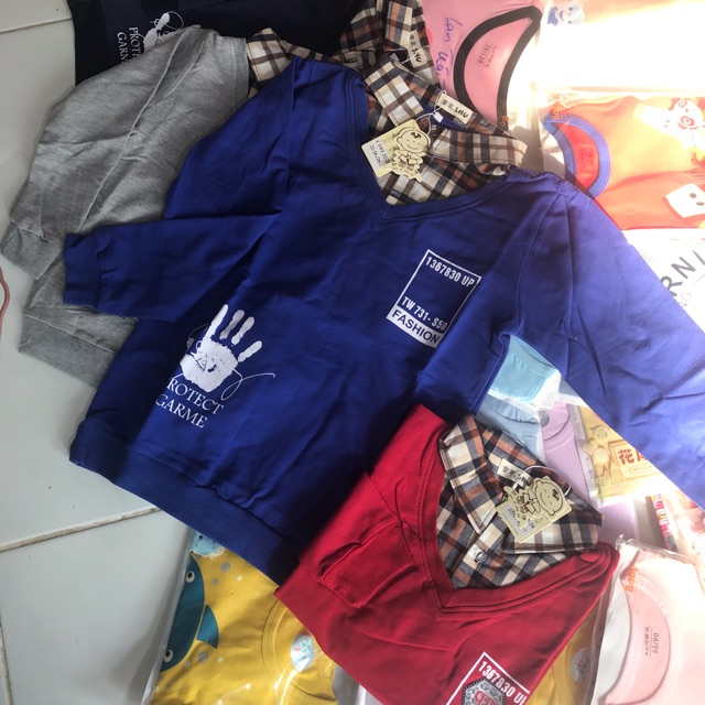 Áo cổ sơmi qc( Huệ thu