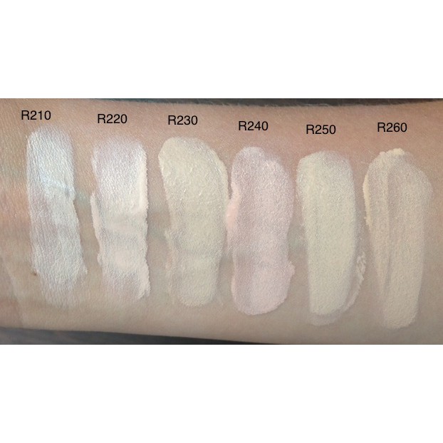 Kem nền Make Up Forever Ultra HD Foundation màu 230 | BigBuy360 - bigbuy360.vn