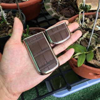 Miếng dán da nokia 8800 da cá sấu xịn