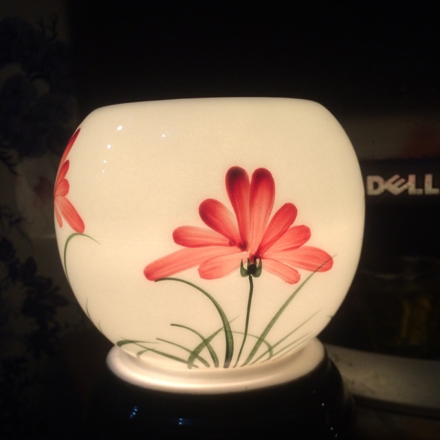 Đèn xông tinh dầu