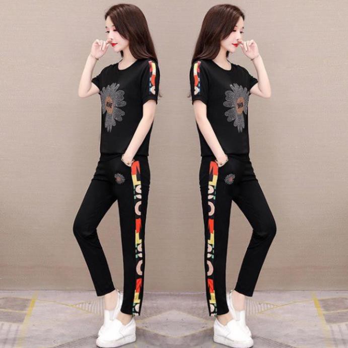 Set Bộ Thu Đông Đính Đá Hình hoa Cúc - Bộ Thun Cotton Cao Cấp Sang Trọng Cho Nàng Năng Động Thoải Mái Cho Mọi Hoạt Động | BigBuy360 - bigbuy360.vn