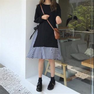 Đầm tay dài phối chân váy caro