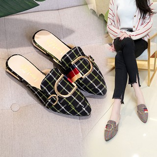 Giày đế bệt mũi nhọn họa tiết kẻ ca rô đính móc kim loại tinh tế thời trang \