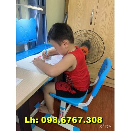 Bộ bàn ghế chống gù chống cận bàn học thông minh cho học sinh điều chỉn
