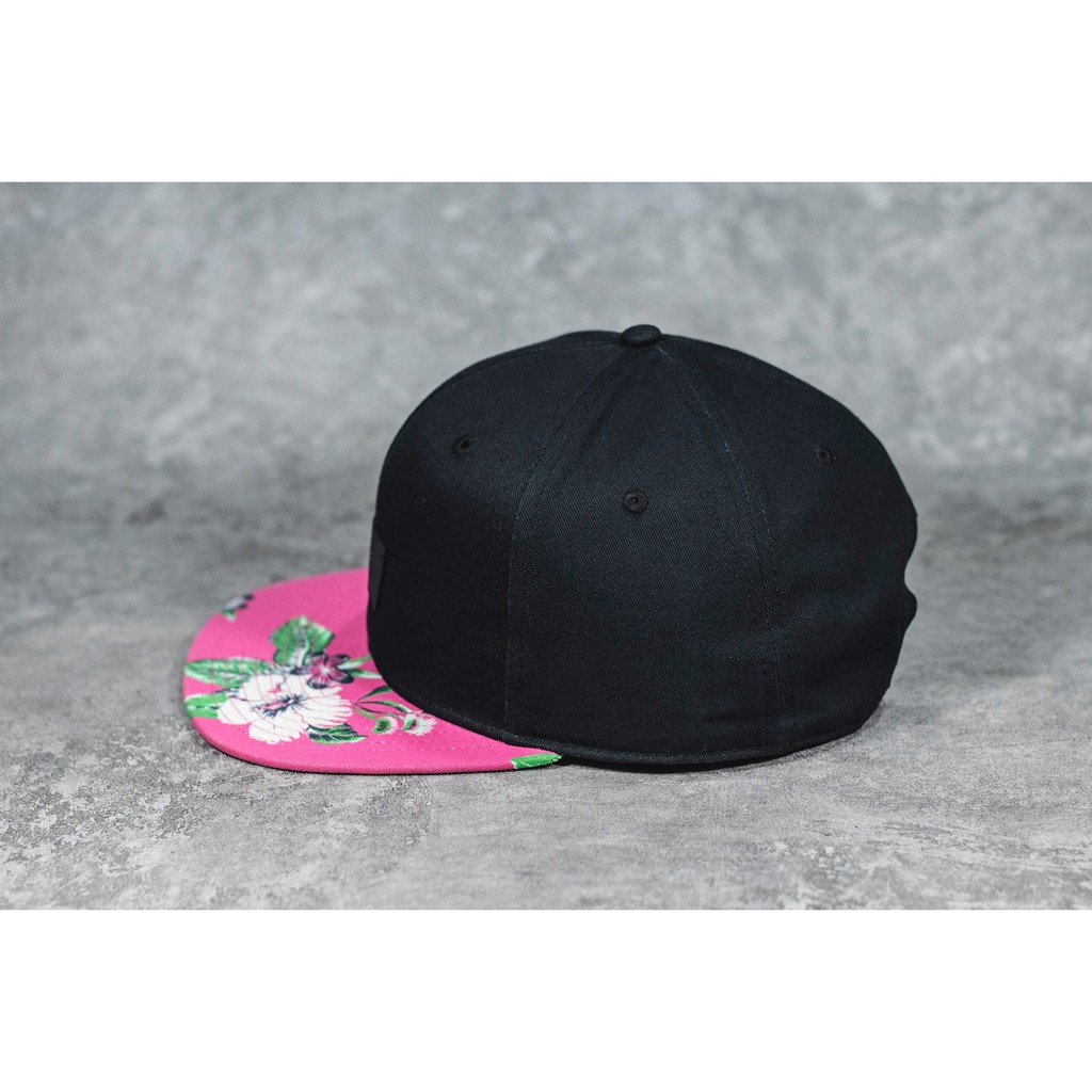 Nón Lưỡi thẳng đen + hồng  [snapback Vans]