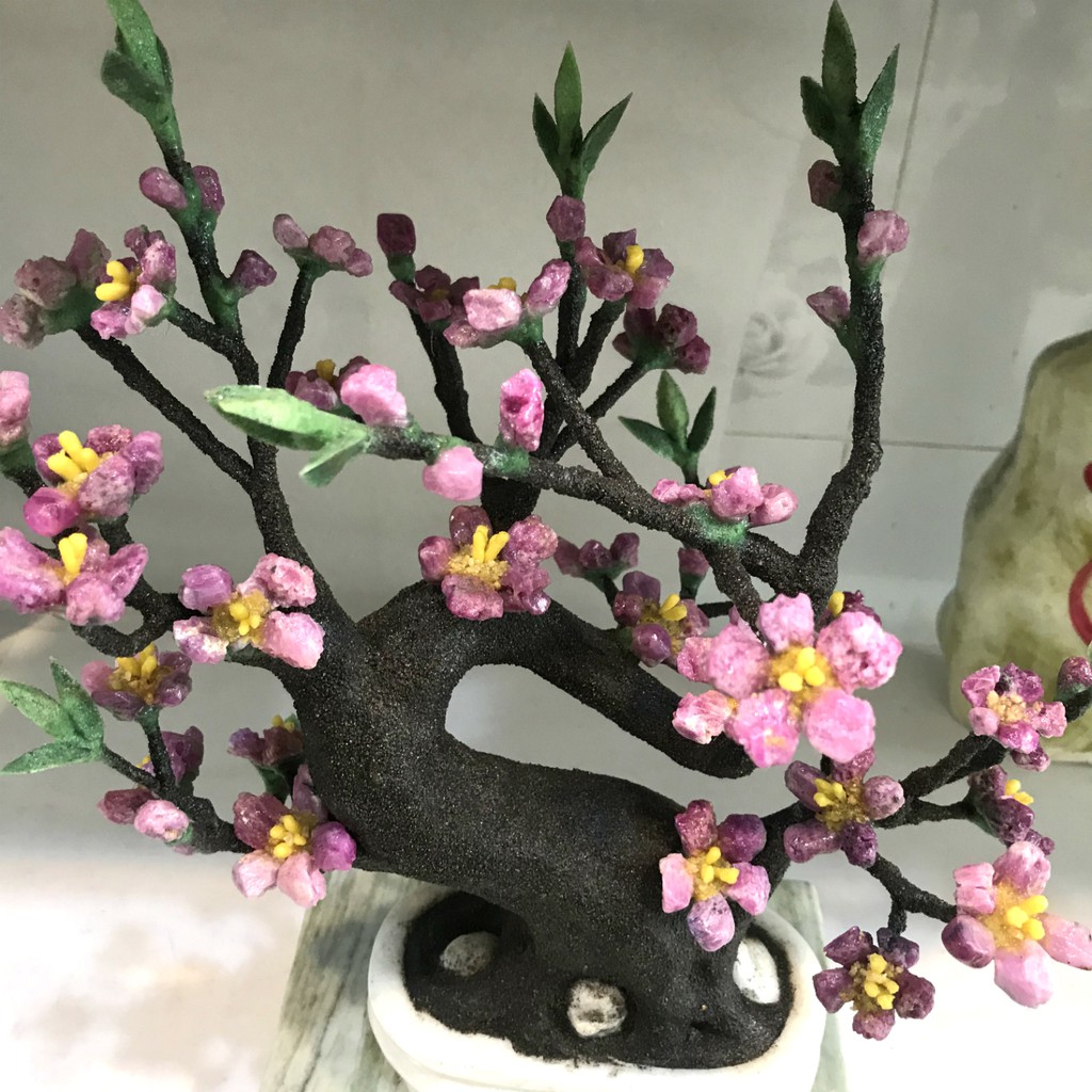 Cây hoa đào bonsai bằng đá ru by cho Tết vĩnh cửu