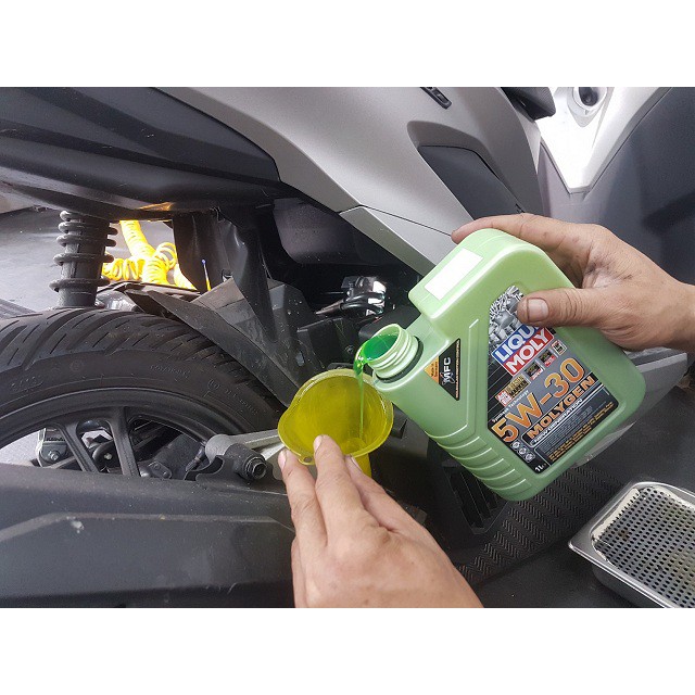 Nhớt xe ga LIQUI MOLY MOLYGEN 5W30 1 Lít