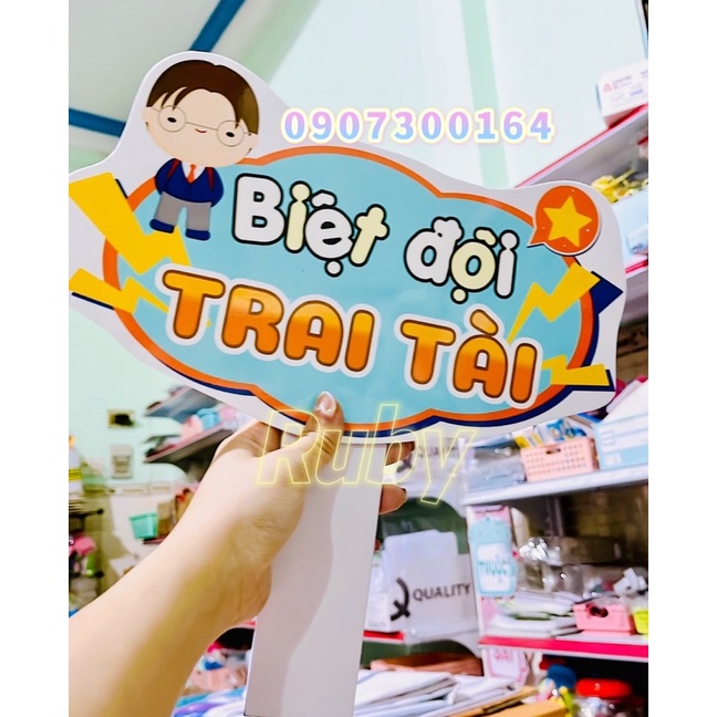 Hashtag cầm tay cute