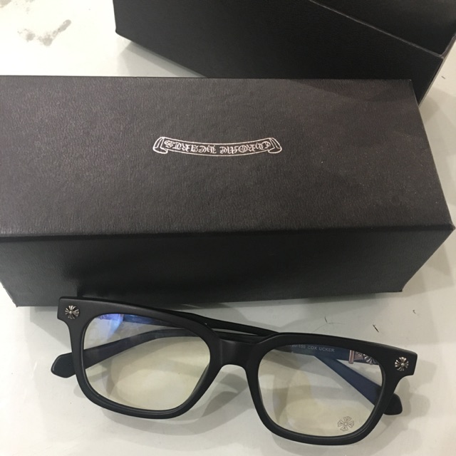Kính Chrome Hearts gọng bạc