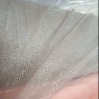 [GIÁ RẺ NHẤT] Voan lưới nhũ mềm màu ghi sáng (khổ 1m6) mua nhiều 10k/m