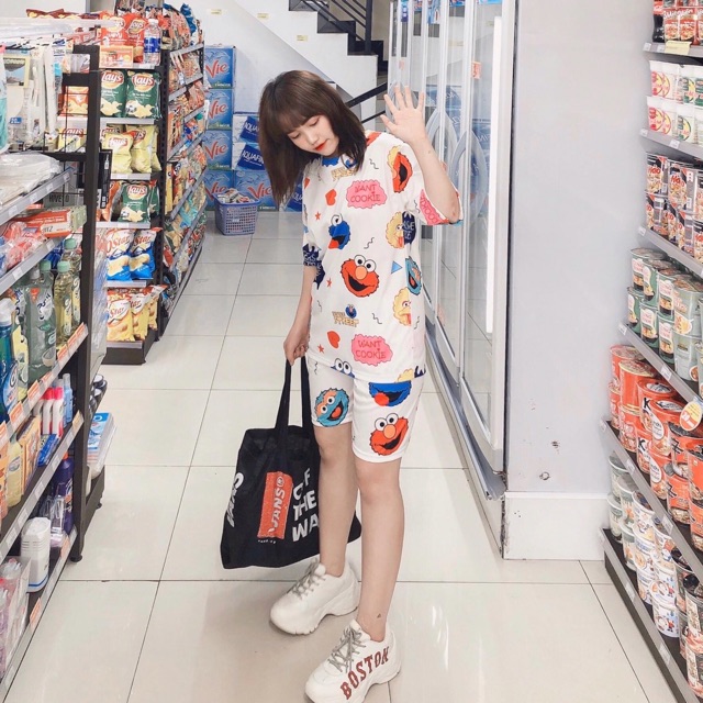 Đồ Bộ Đùi Thun Thái Kèm Túi Vải/ Cartoon Suit Unisex